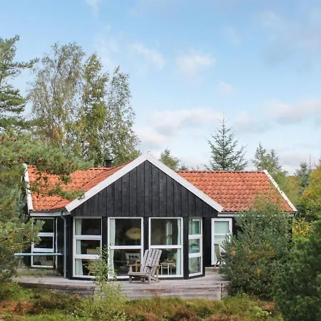 Holiday home Esger - 150m From The Sea In Ne Jutland By Interhome Hals